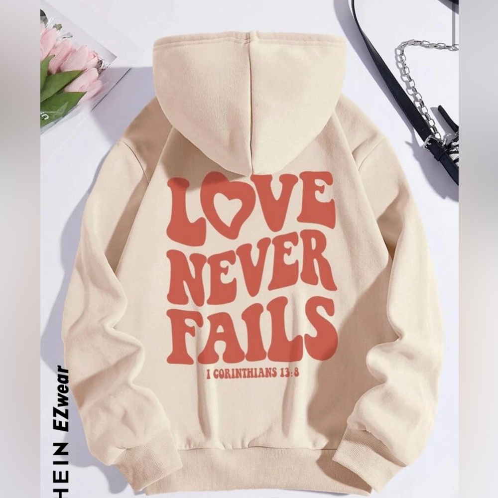 SHEIN EZwear Slogan Graphic Drawstring Thermal Lined Hoodie